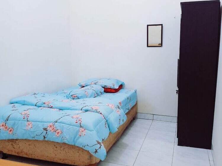 Pensão Kost Griya Asri By Ecommerceloka