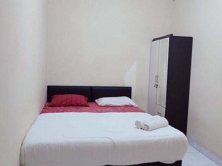 Pensão Kost Griya Asri By Ecommerceloka