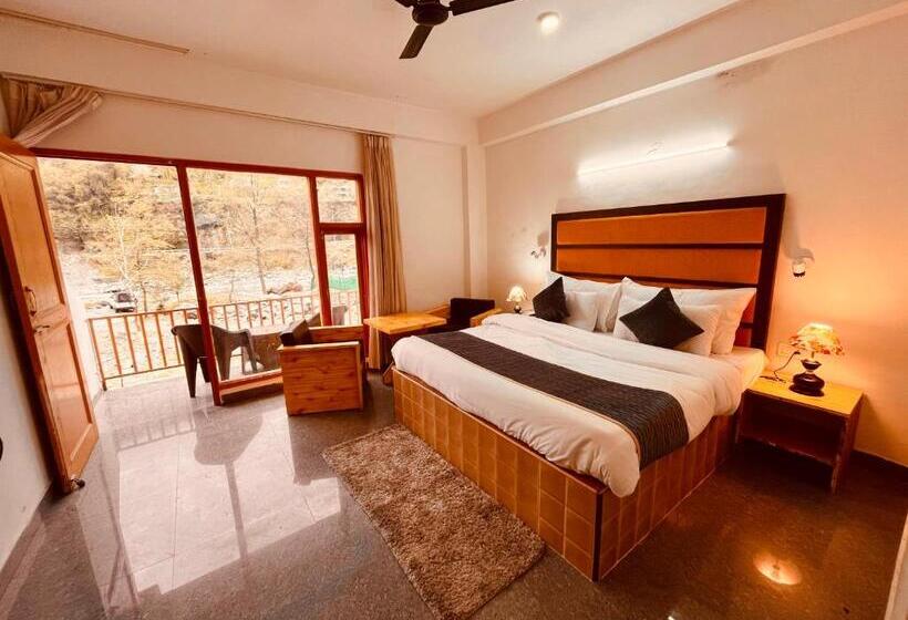 هتل The Beas Riverside Resort, Manali