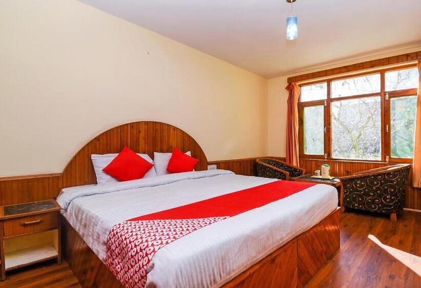 هتل Collection O 81015 Village Heart Cottage
