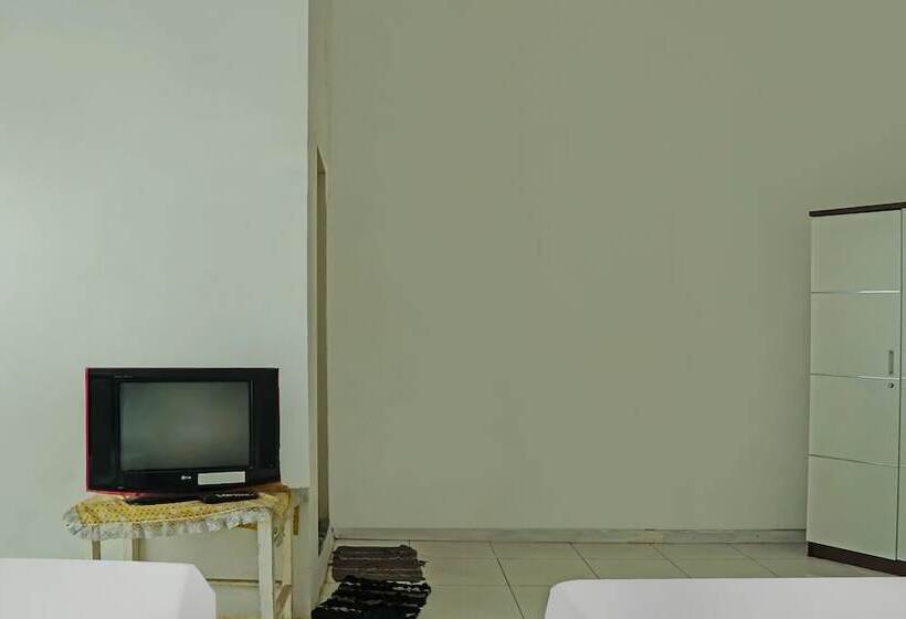 هتل Spot On 92390 Wilma Kost Syariah