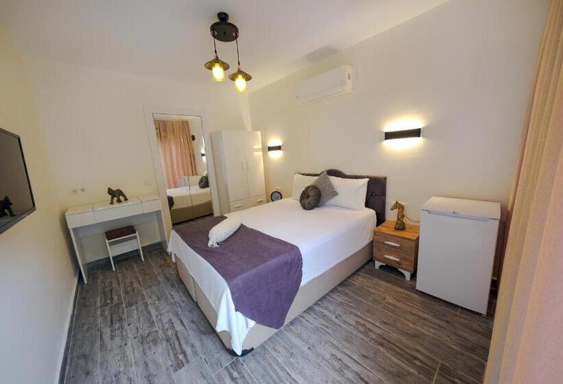 בית מלון כפרי Umbelo Suites Dalyan