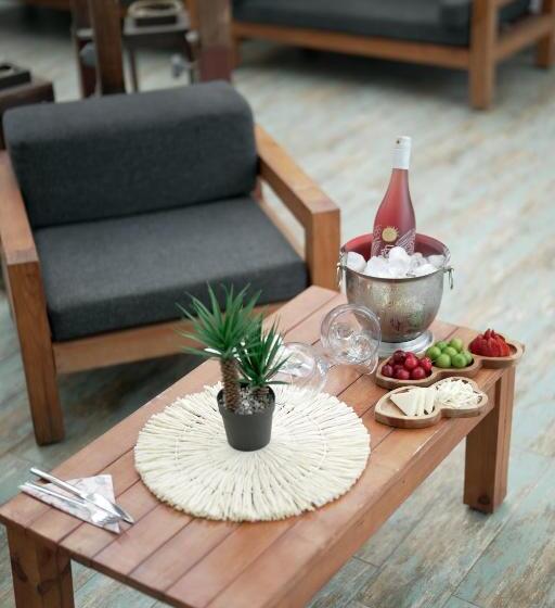 בית מלון כפרי Umbelo Suites Dalyan