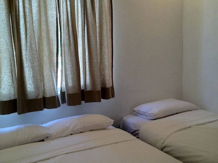 هتل Z Residence Malacca