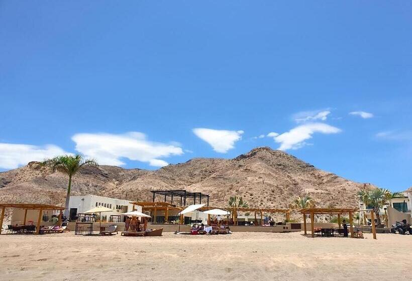 هتل Casalabastilla