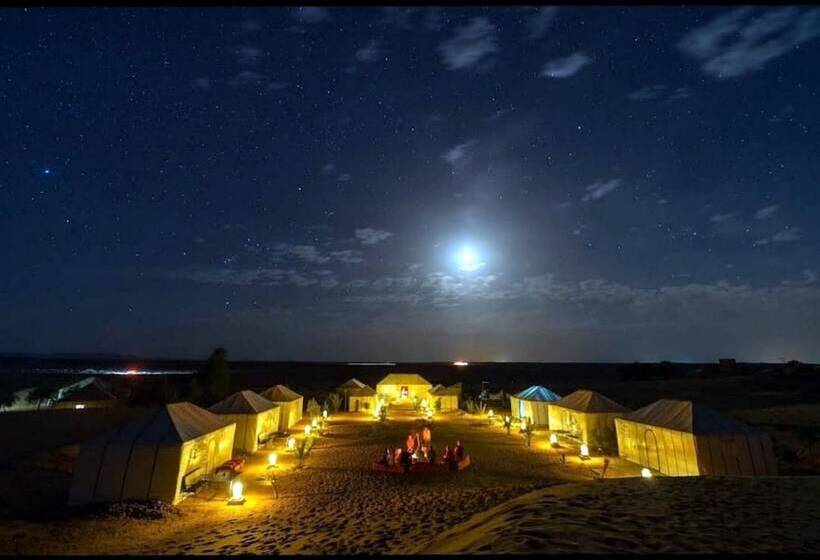 تختخواب و صبحانه La Vallée Des Dunes   Auberge, Bivouacs Et Excursions