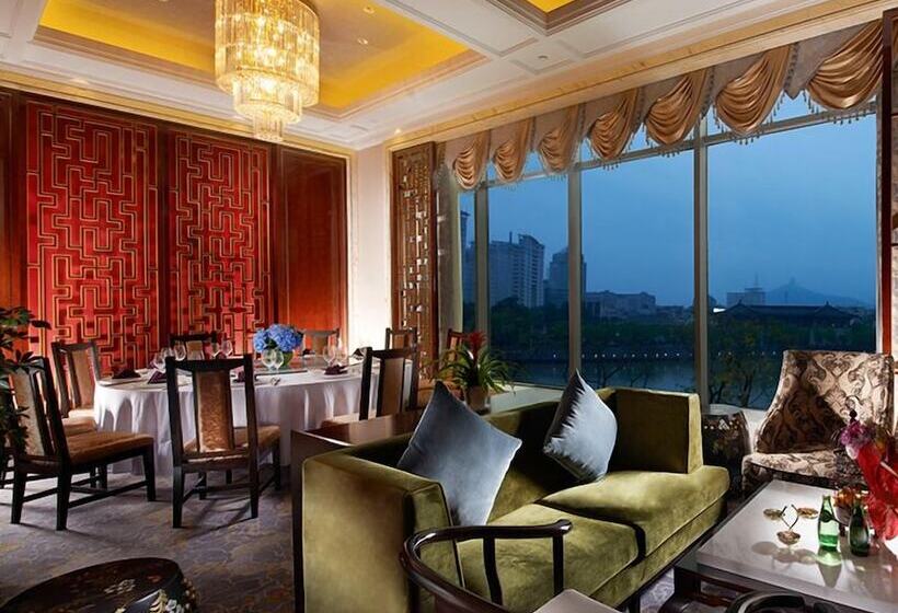 Dongwu New Century Grand Hotel Huzhou