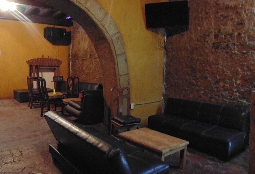 Fotos del hotel Casa Abolengo:  8