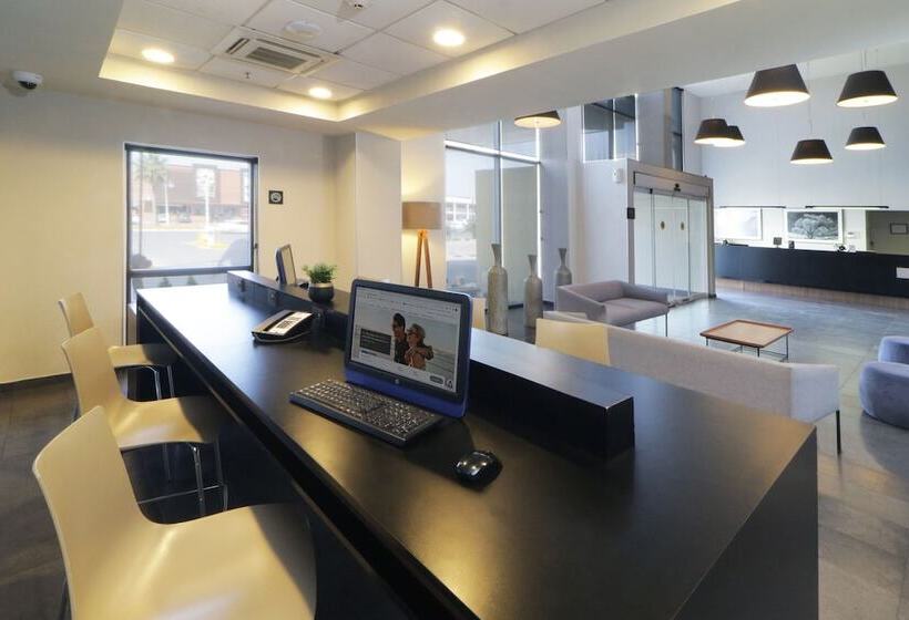 هتل City Express By Marriott Piedras Negras