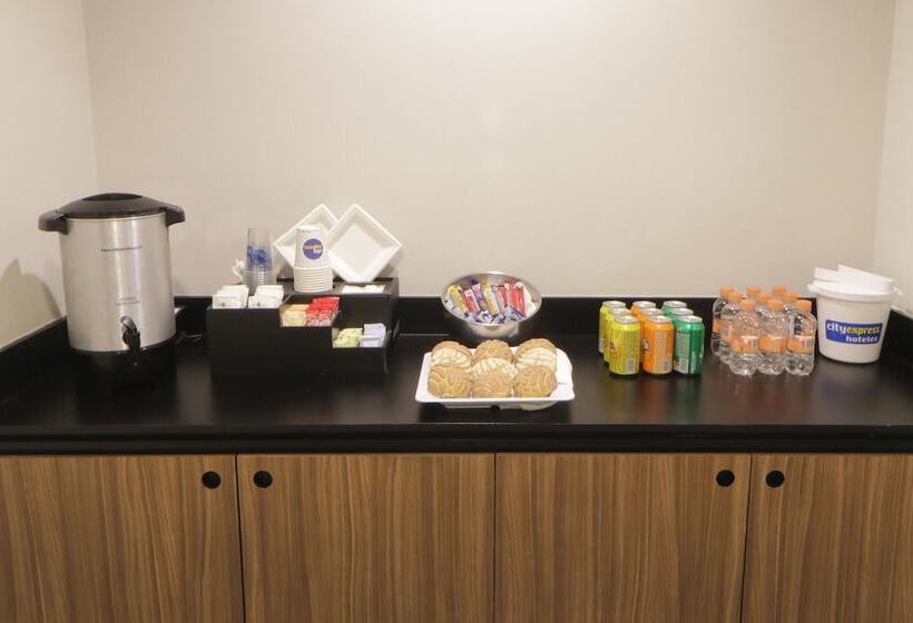 هتل City Express By Marriott Piedras Negras