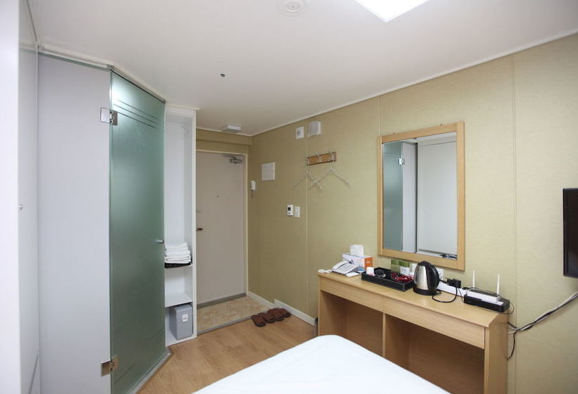 בית מלון כפרי Easy Residence