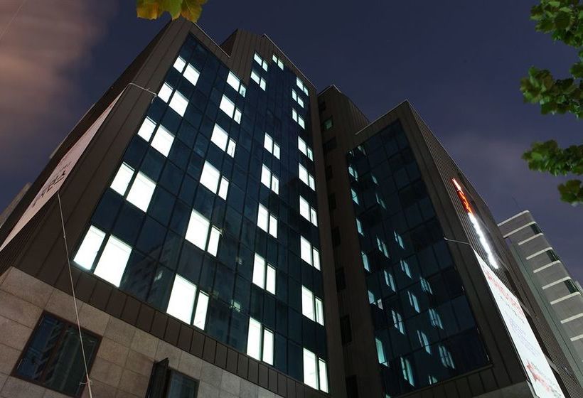 בית מלון כפרי Easy Residence