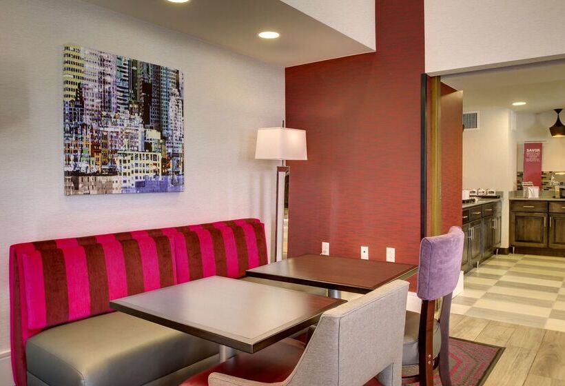هتل Hampton Inn & Suites Cordele