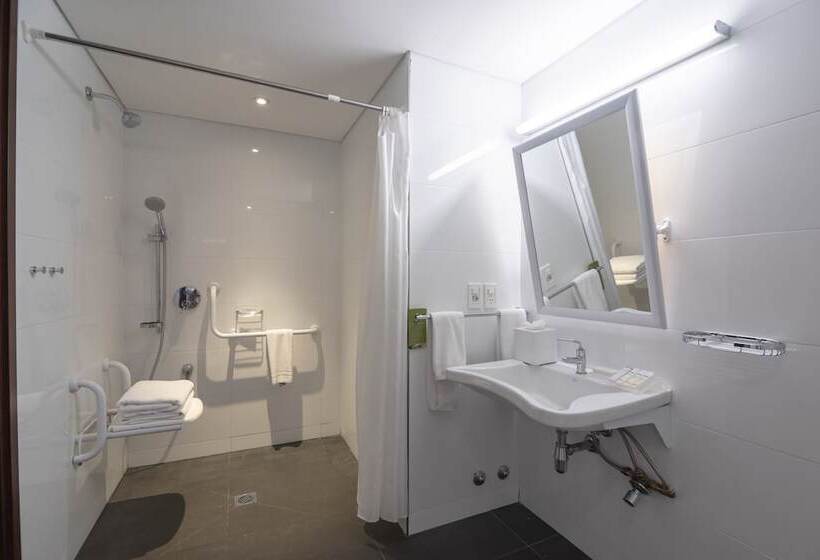 هتل Hilton Garden Inn Montevideo