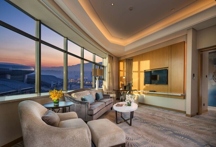هتل Hilton Urumqi