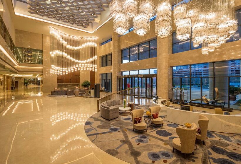هتل Hilton Urumqi
