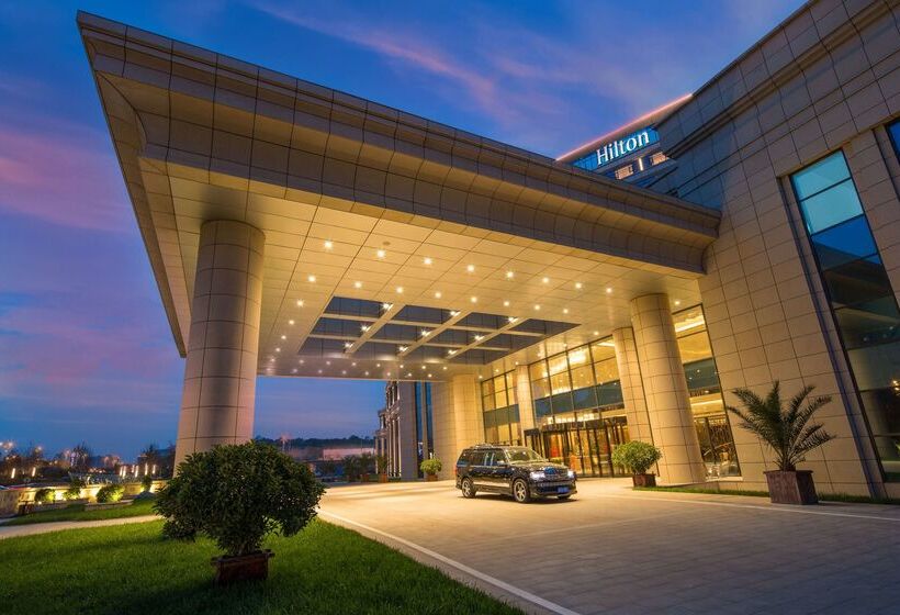 هتل Hilton Urumqi