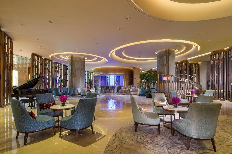 هتل Hilton Urumqi