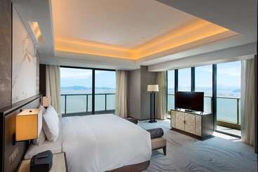 هتل Hilton Zhoushan