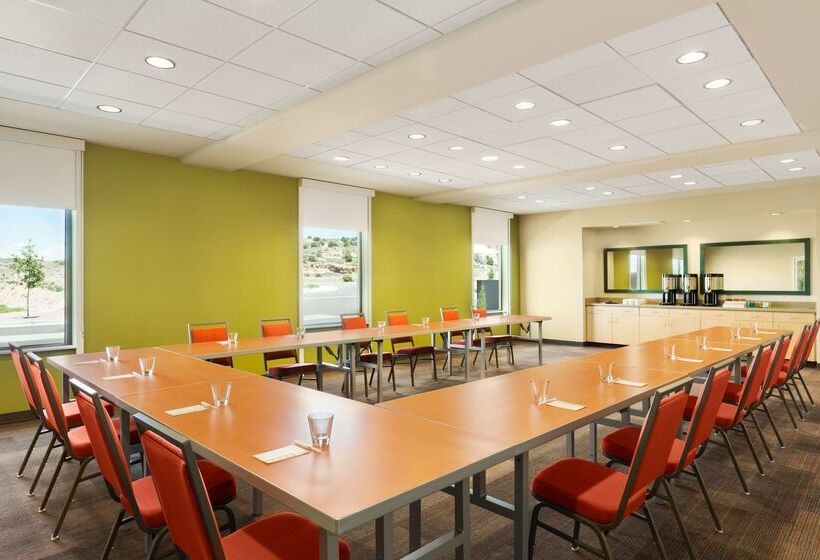 בית מלון כפרי Home2 Suites By Hilton Farmington/ Bloomfield