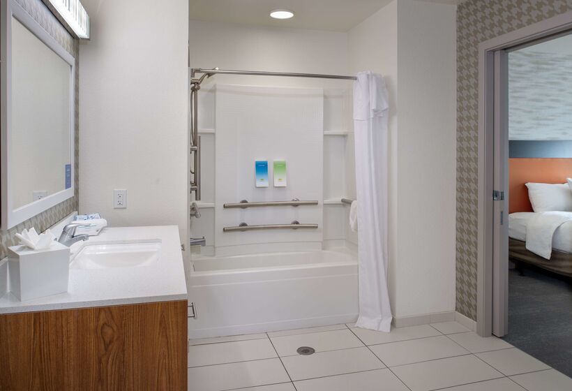 هتل Home2 Suites By Hilton St. Louis/forest Park