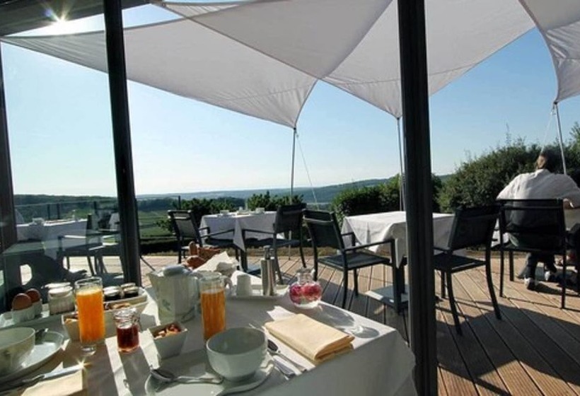 هتل Hôtel Restaurant La Montagne De Brancion