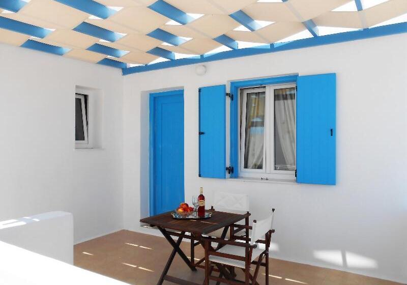 هتل Livanios Studios