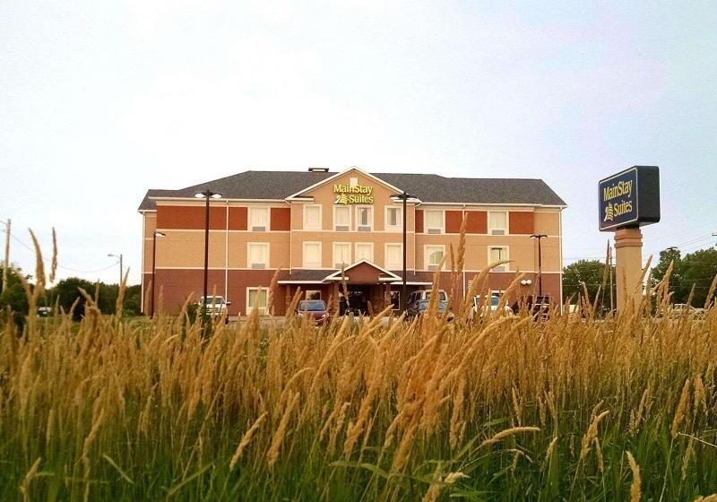 هتل Mainstay Suites Grand Island