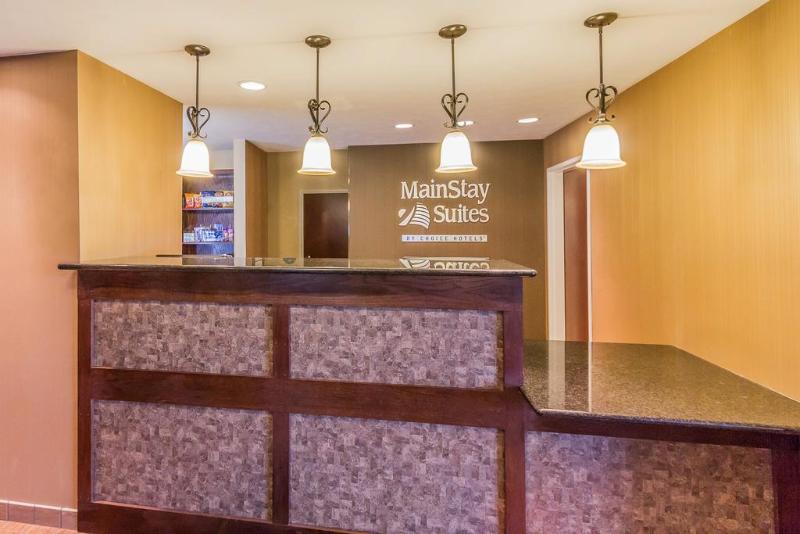 هتل Mainstay Suites Grand Island