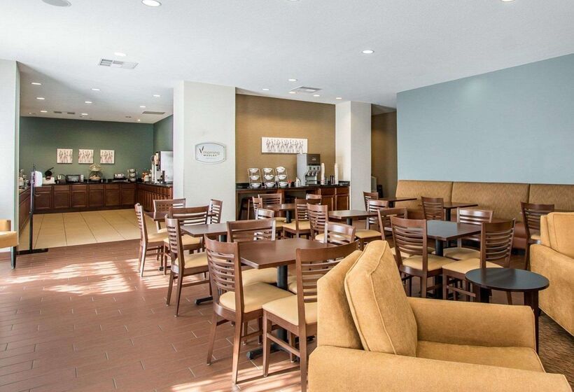 בית מלון כפרי Mainstay Suites Meridian