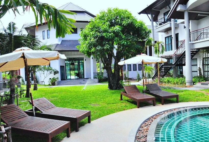 Fotos del hotel Navatara Phuket Resort:  36