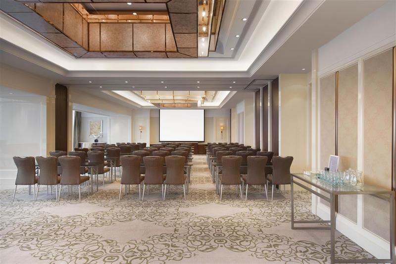 Fotos del hotel Sheraton Grand Wuhan Hankou:  2