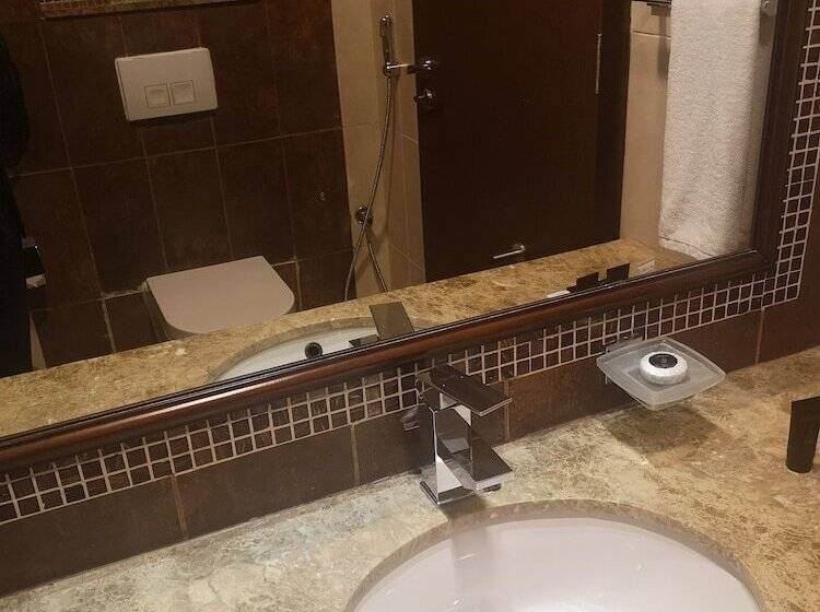 Fotos del hotel Treppan Hotel & Suites By Fakhruddin:  27