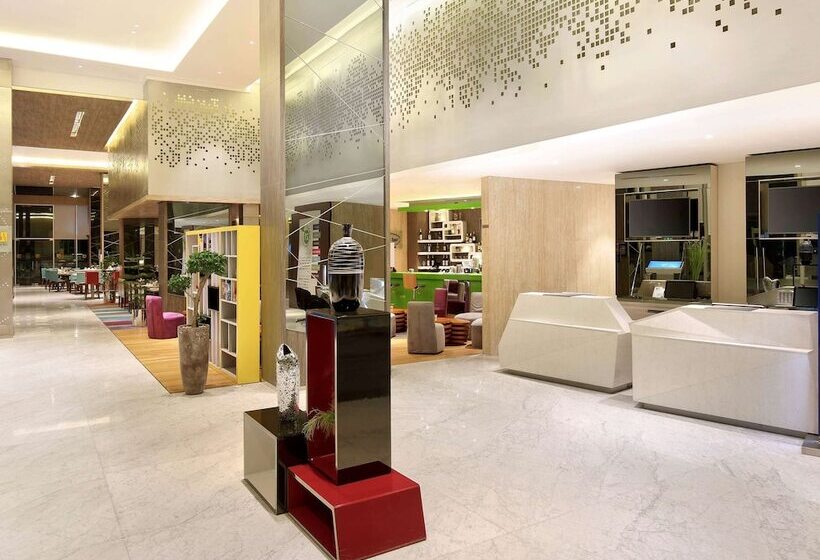 Novotel Makassar Grand Shayla