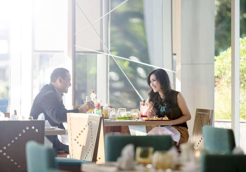 Novotel Makassar Grand Shayla