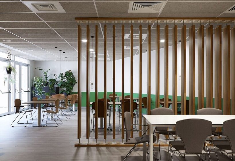 اقامتگاه The Social Hub Paris La Défense