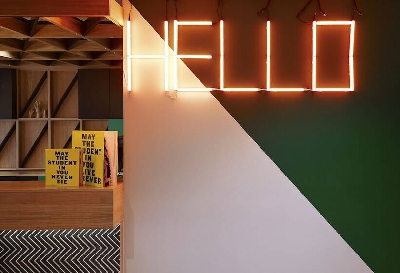 اقامتگاه The Social Hub Paris La Défense