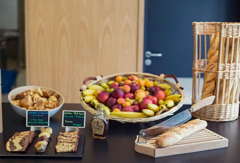 اقامتگاه The Social Hub Paris La Défense