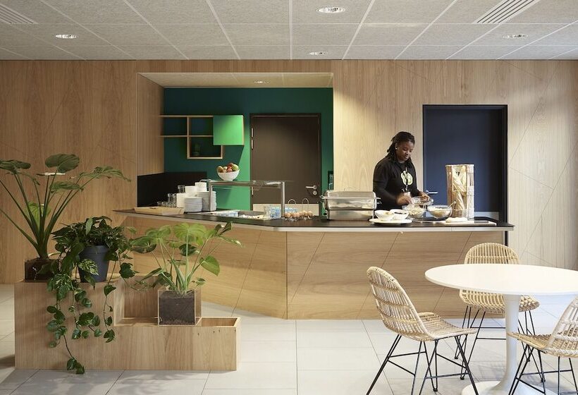 اقامتگاه The Social Hub Paris La Défense