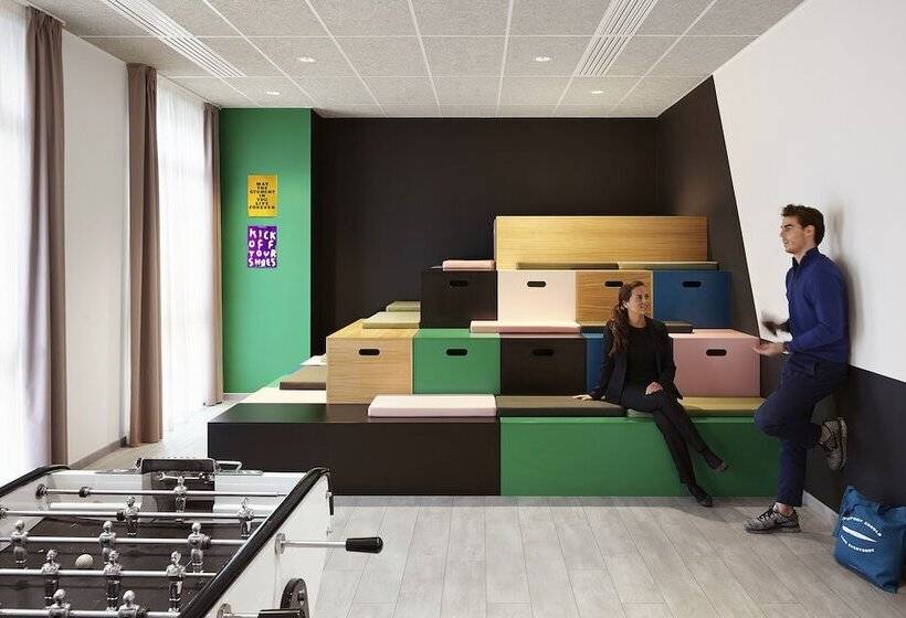 اقامتگاه The Social Hub Paris La Défense