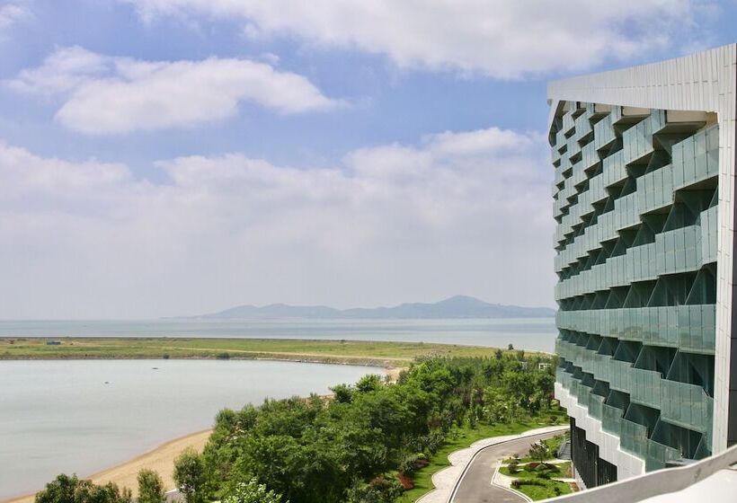 استراحتگاه Grand Mercure Qingdao Airlines