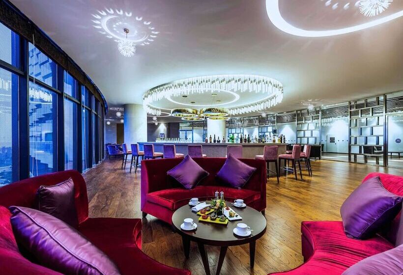 استراحتگاه Grand Mercure Qingdao Airlines
