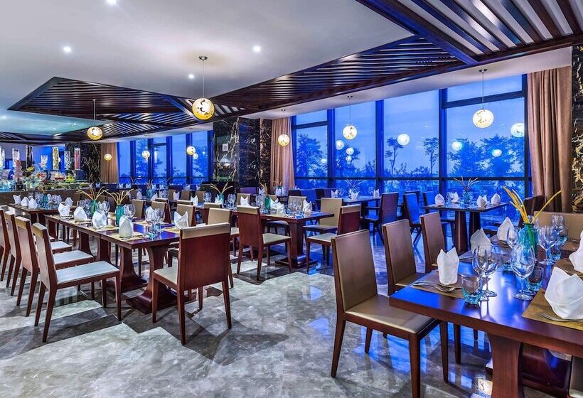 استراحتگاه Grand Mercure Qingdao Airlines