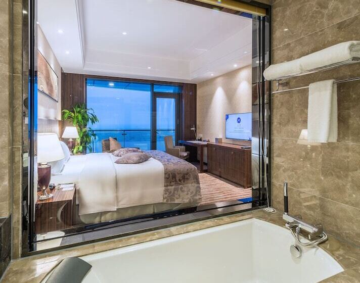 استراحتگاه Grand Mercure Qingdao Airlines