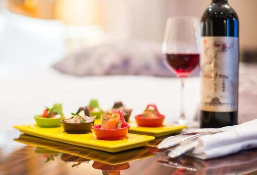 استراحتگاه Grand Mercure Qingdao Airlines