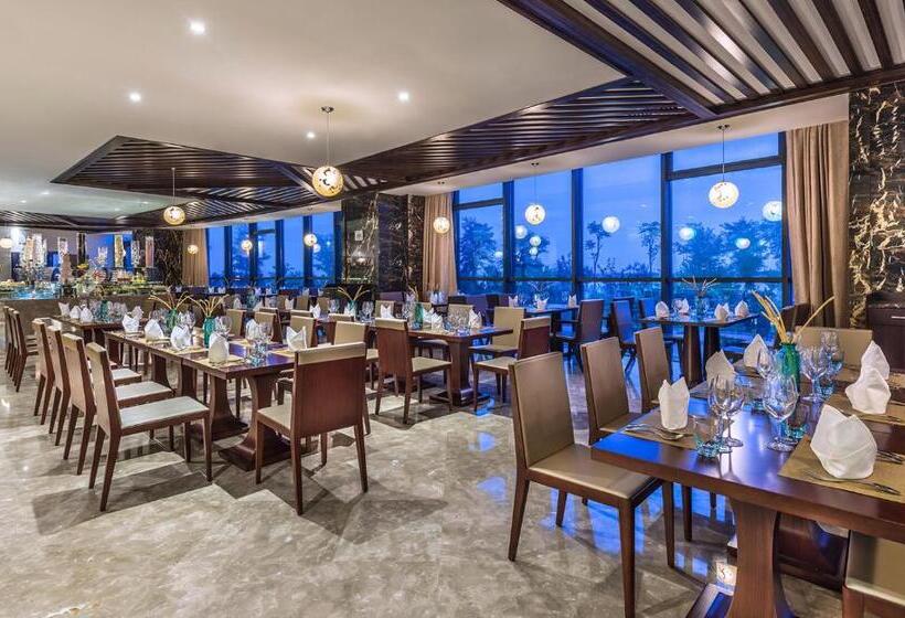 استراحتگاه Grand Mercure Qingdao Airlines