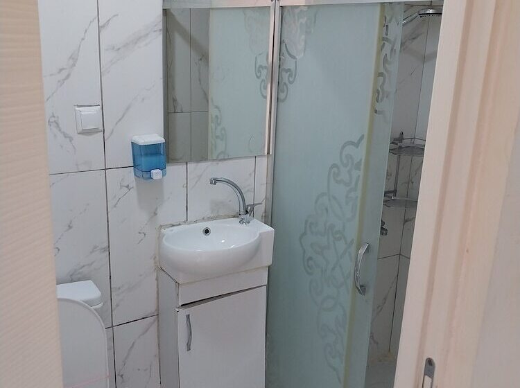 Artemis Apart&otel