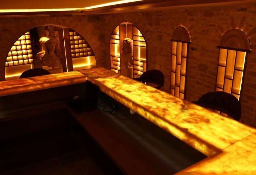 هتل Dionysos 1789 Boutique