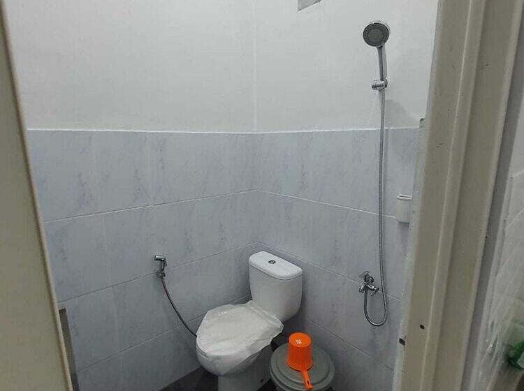 酒店 Express O 92284 Kost Mazbie Syariah