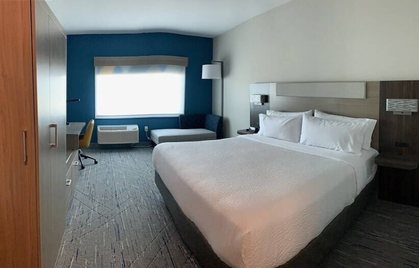 هتل Holiday Inn Express & Suites   Courtenay   Comox, An Ihg